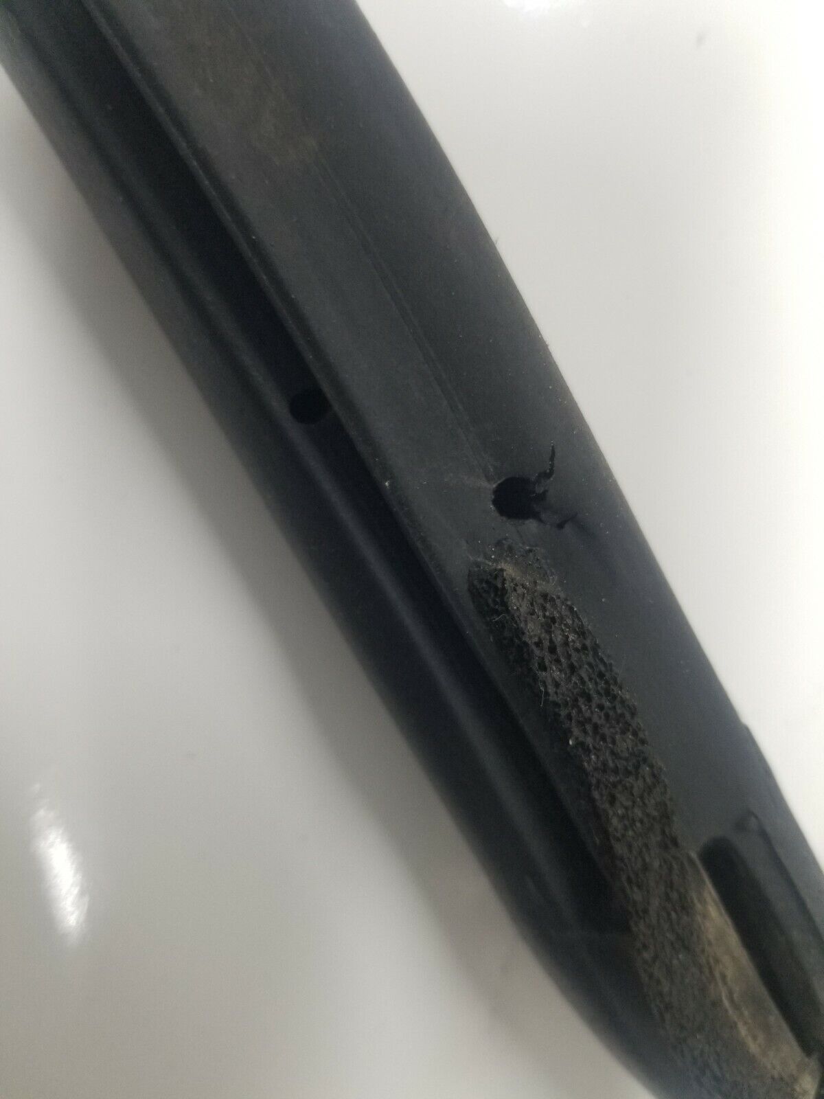 94-01 Acura Integra LH Rear Door Passenger Lower Weather Stripping
