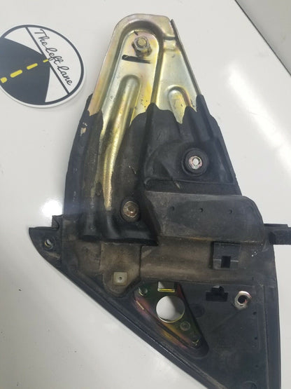 94 - 01 Acura Integra sedan RH passenger Side View mirror mount bracket OEM GSR
