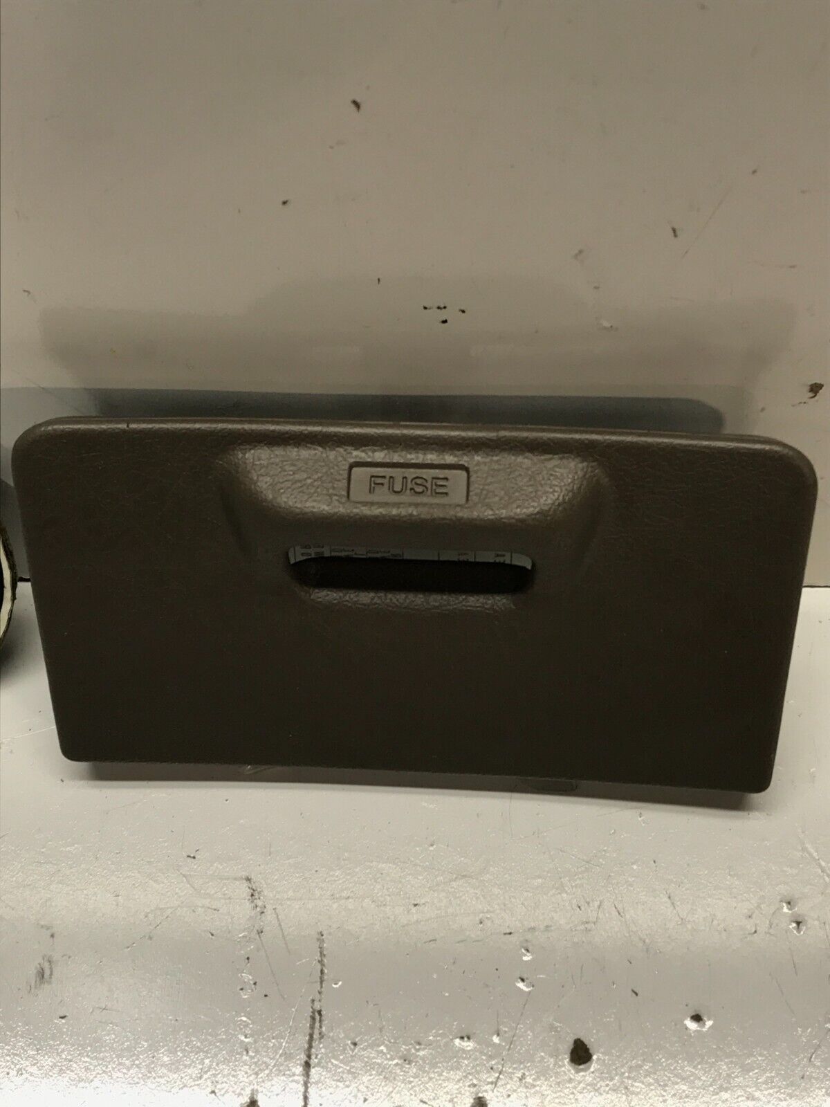 94 01 Acura Integra Brown Interior Fuse Box Cover Lid Panel Diagram Relay DC DC2