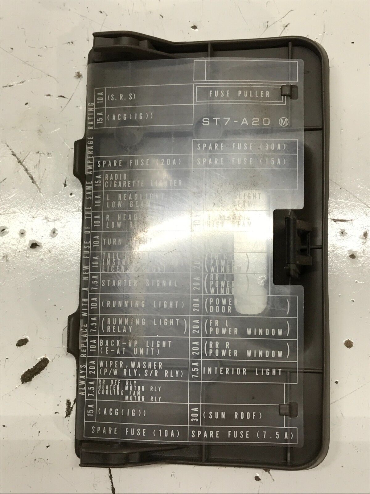 94 01 Acura Integra Brown Interior Fuse Box Cover Lid Panel Diagram Relay DC DC2